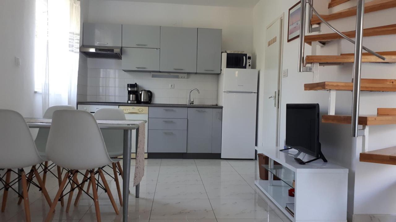 Apartment Pejnovic Malinska Extérieur photo
